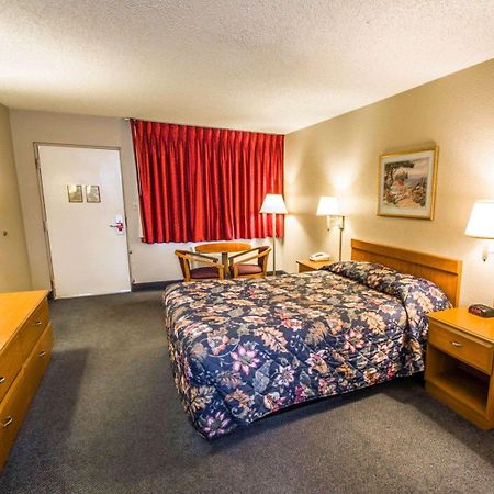 Econo Lodge Sebring Avon Park Bagian luar foto