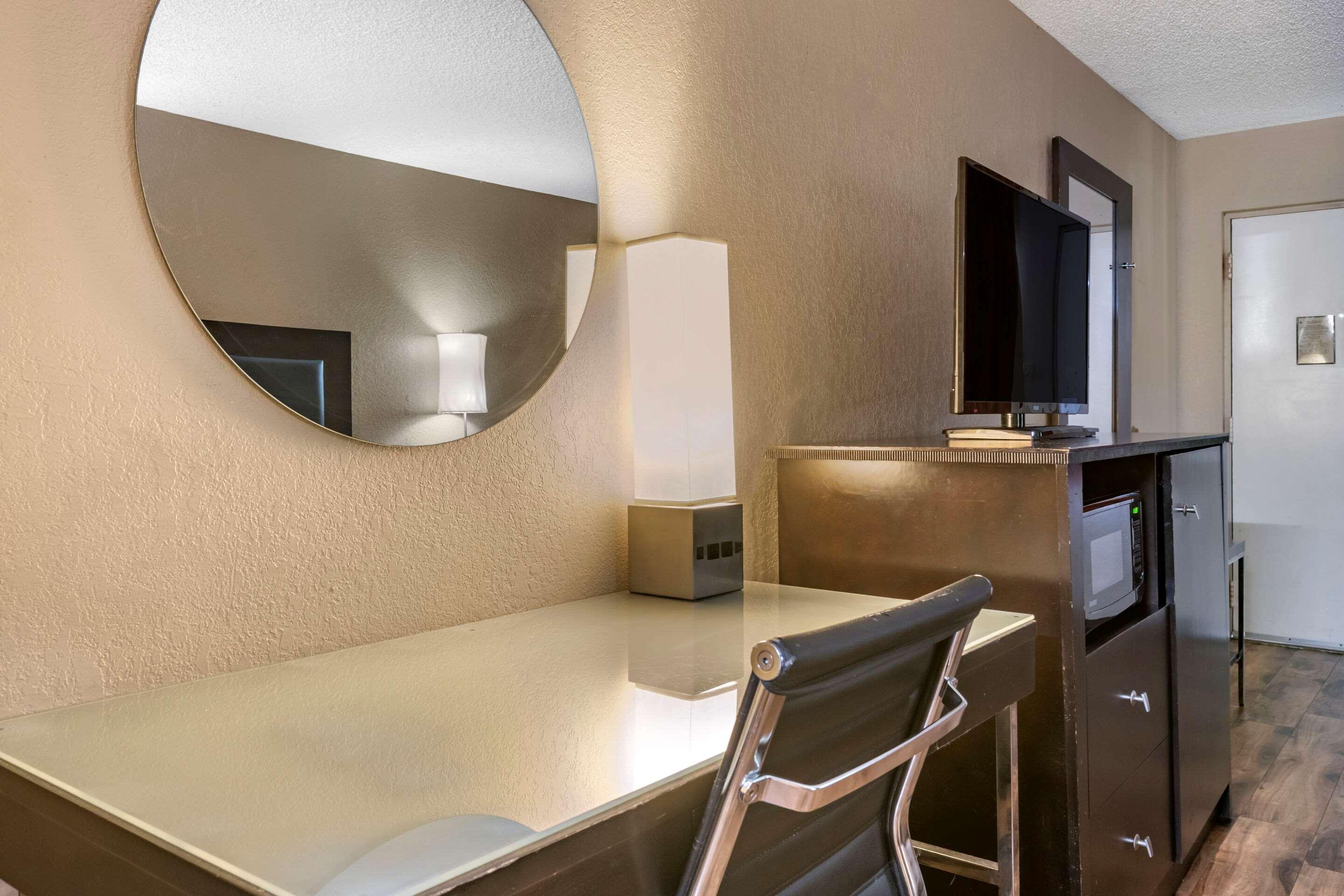 Econo Lodge Sebring Avon Park Bagian luar foto