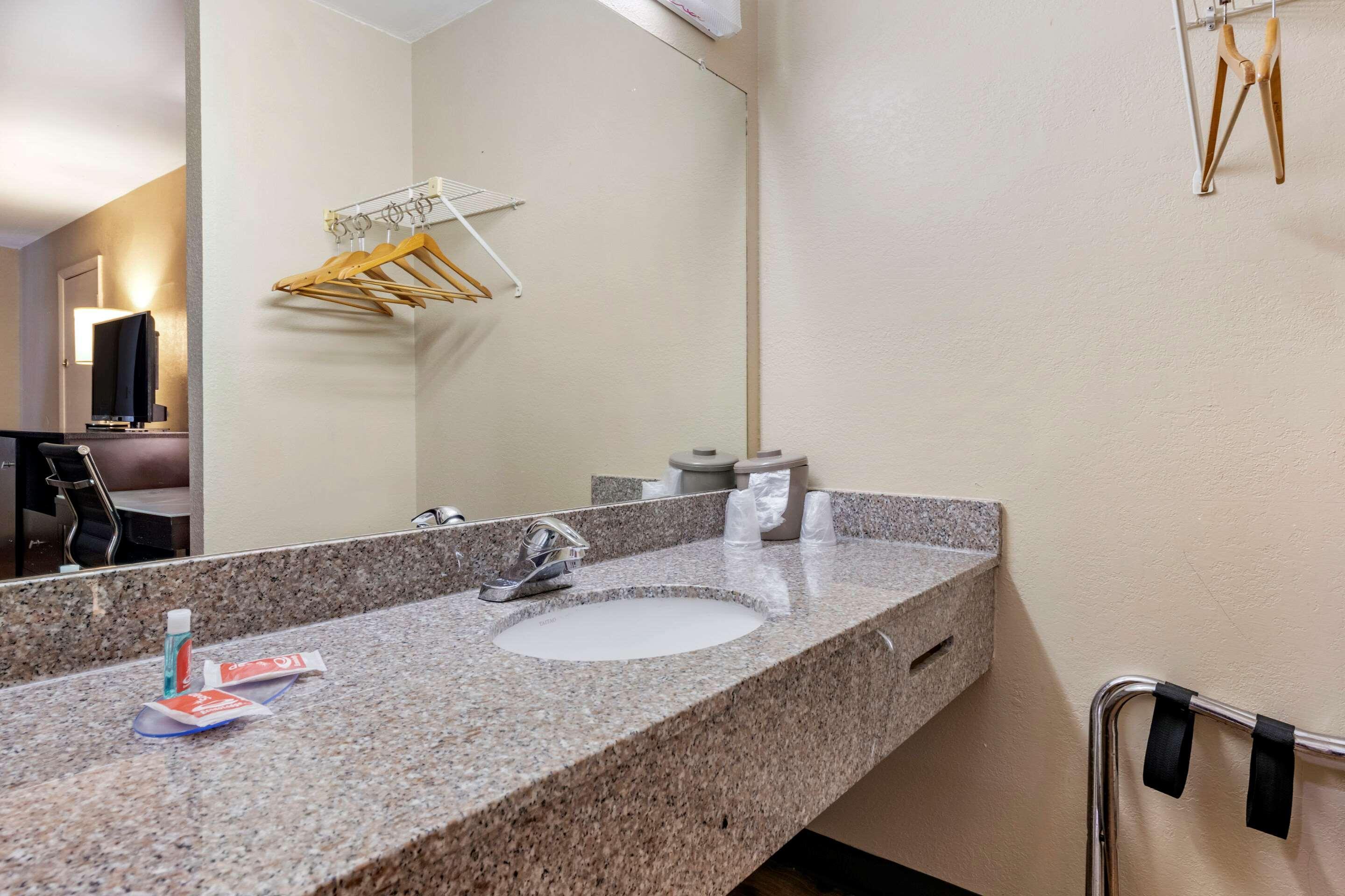 Econo Lodge Sebring Avon Park Bagian luar foto