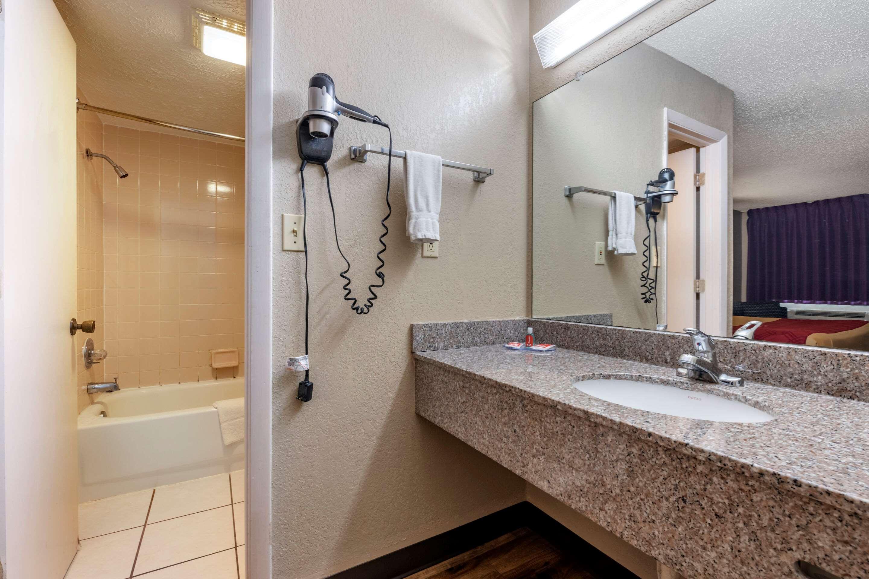 Econo Lodge Sebring Avon Park Bagian luar foto