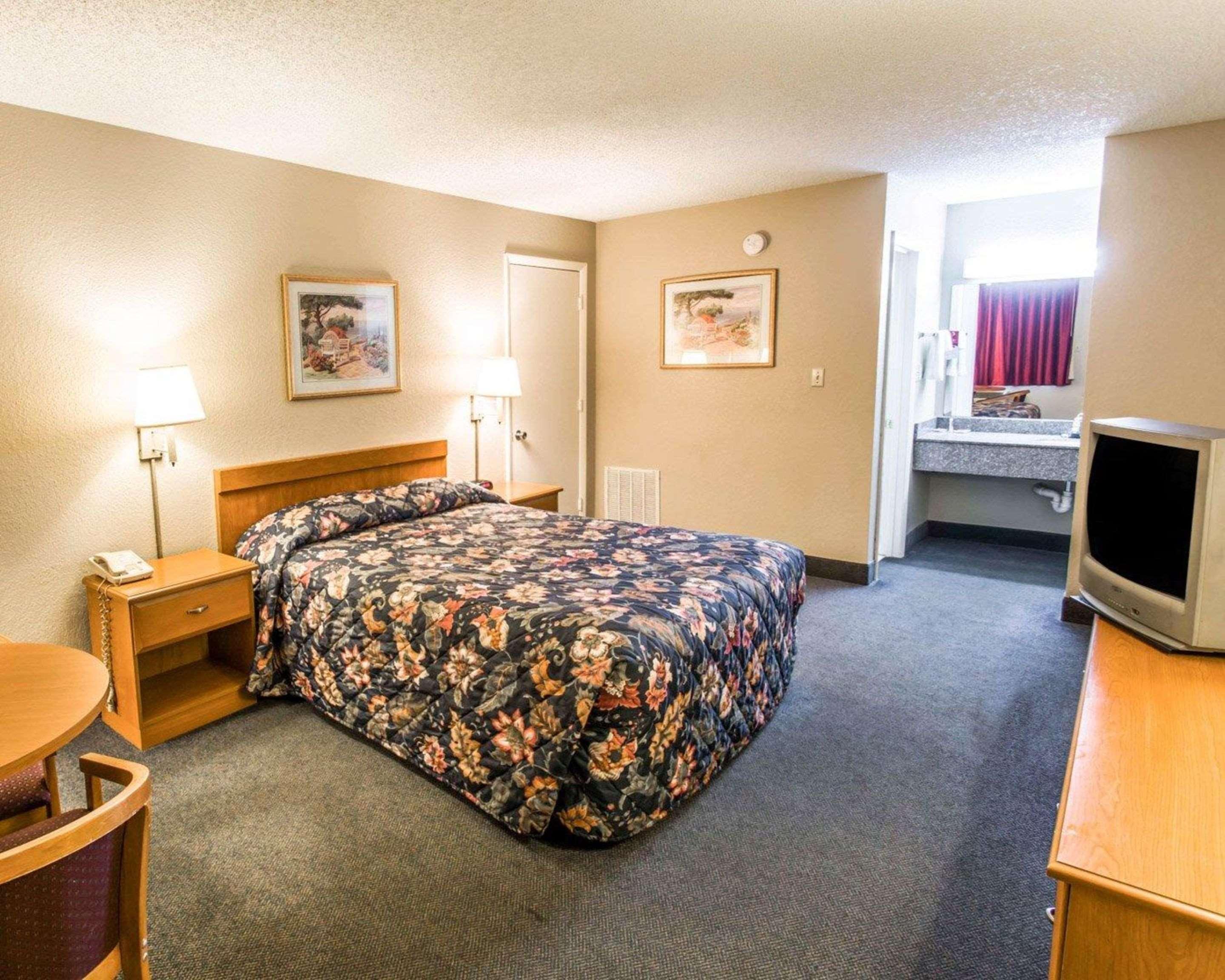 Econo Lodge Sebring Avon Park Bagian luar foto