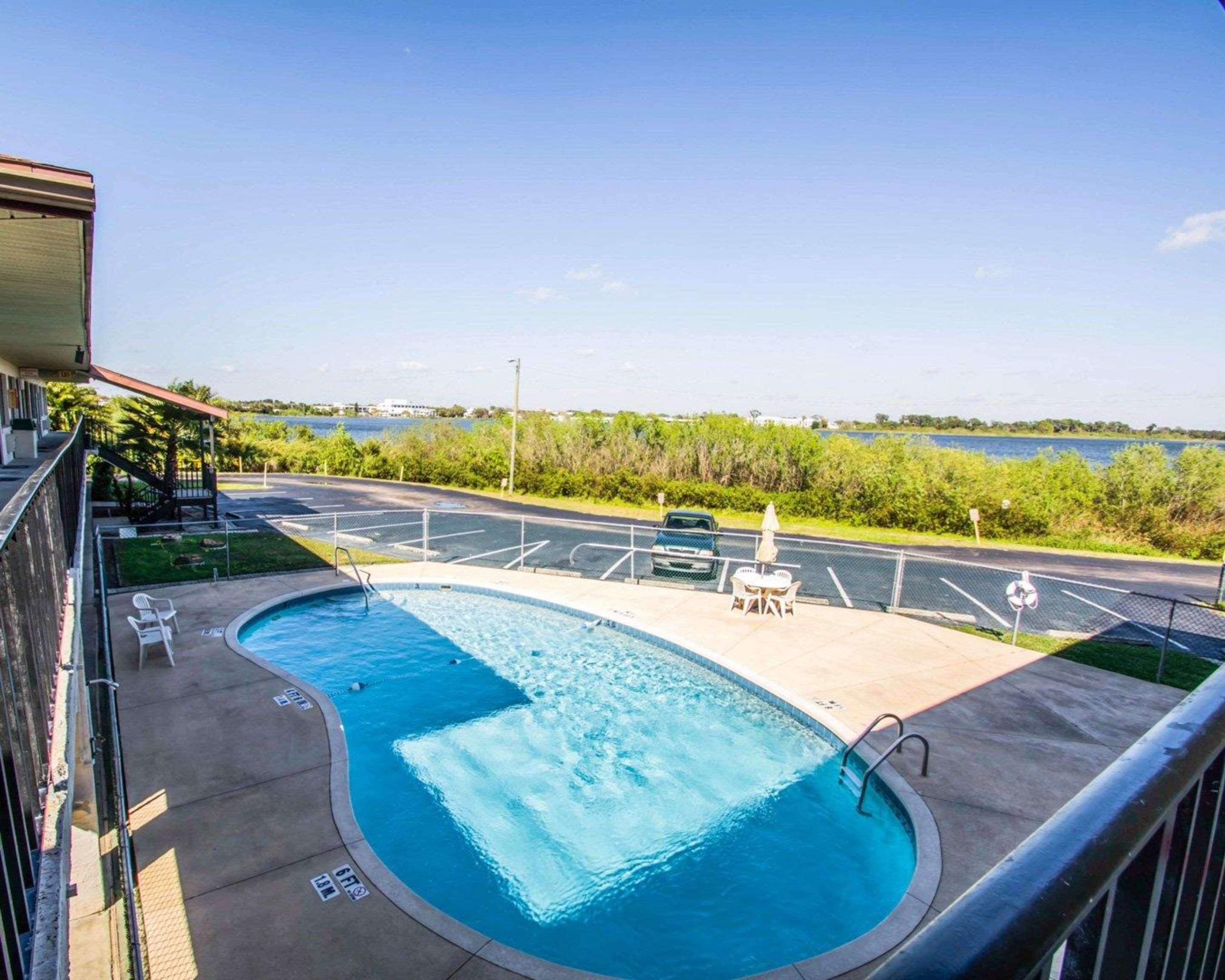 Econo Lodge Sebring Avon Park Bagian luar foto