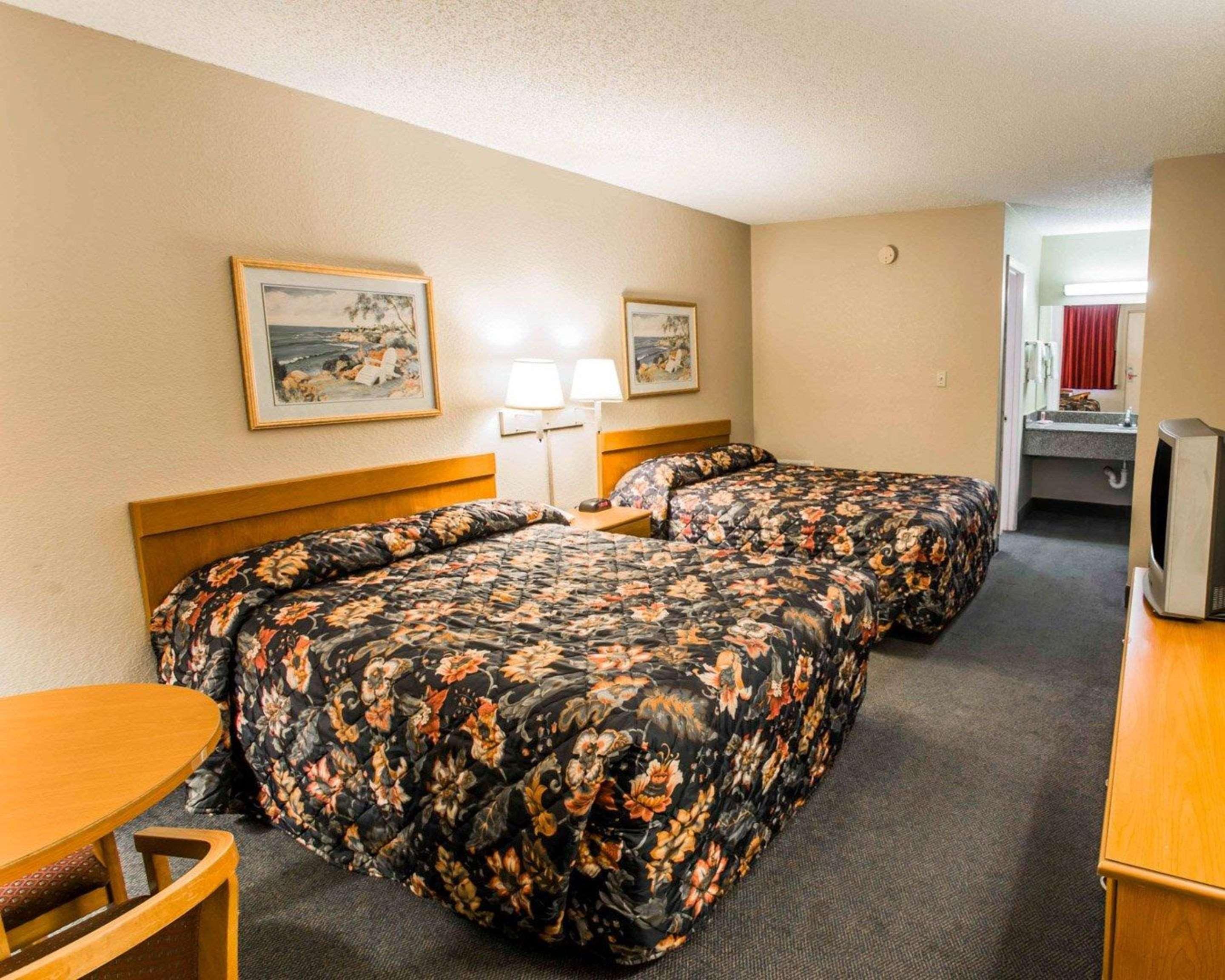 Econo Lodge Sebring Avon Park Bagian luar foto