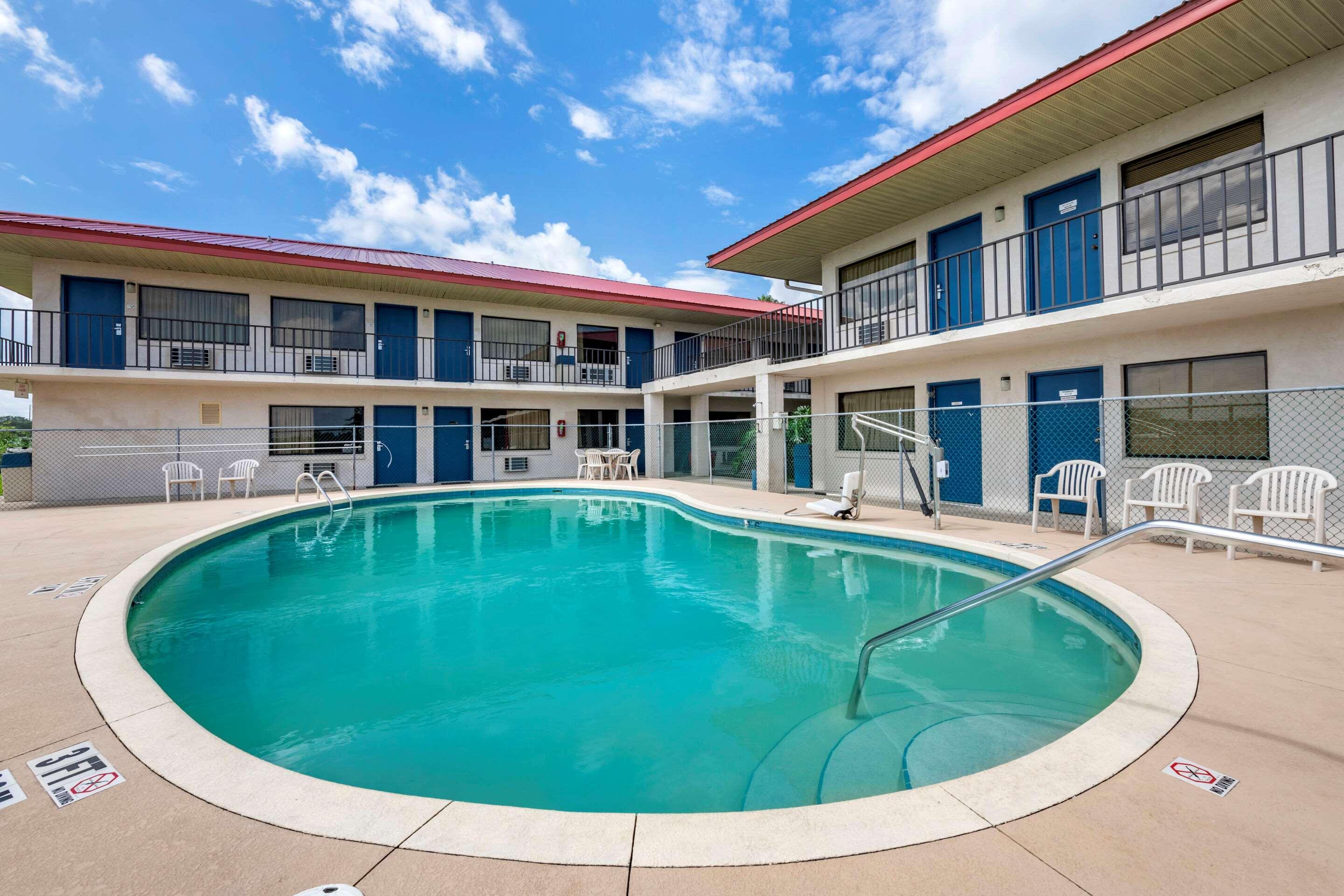 Econo Lodge Sebring Avon Park Bagian luar foto